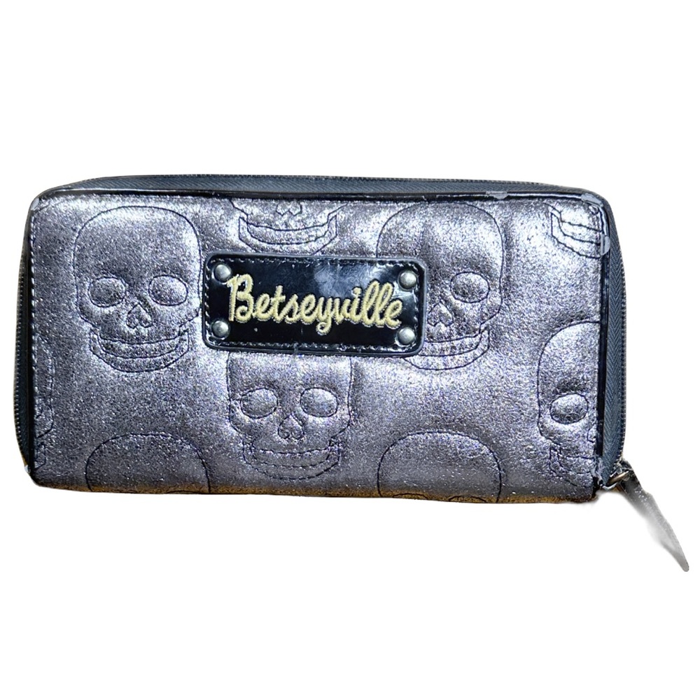Y2K Betsey Johnson Whimsigoth Skull Rock & Rock Rebel Zip Clutch Wallet ~ Rare